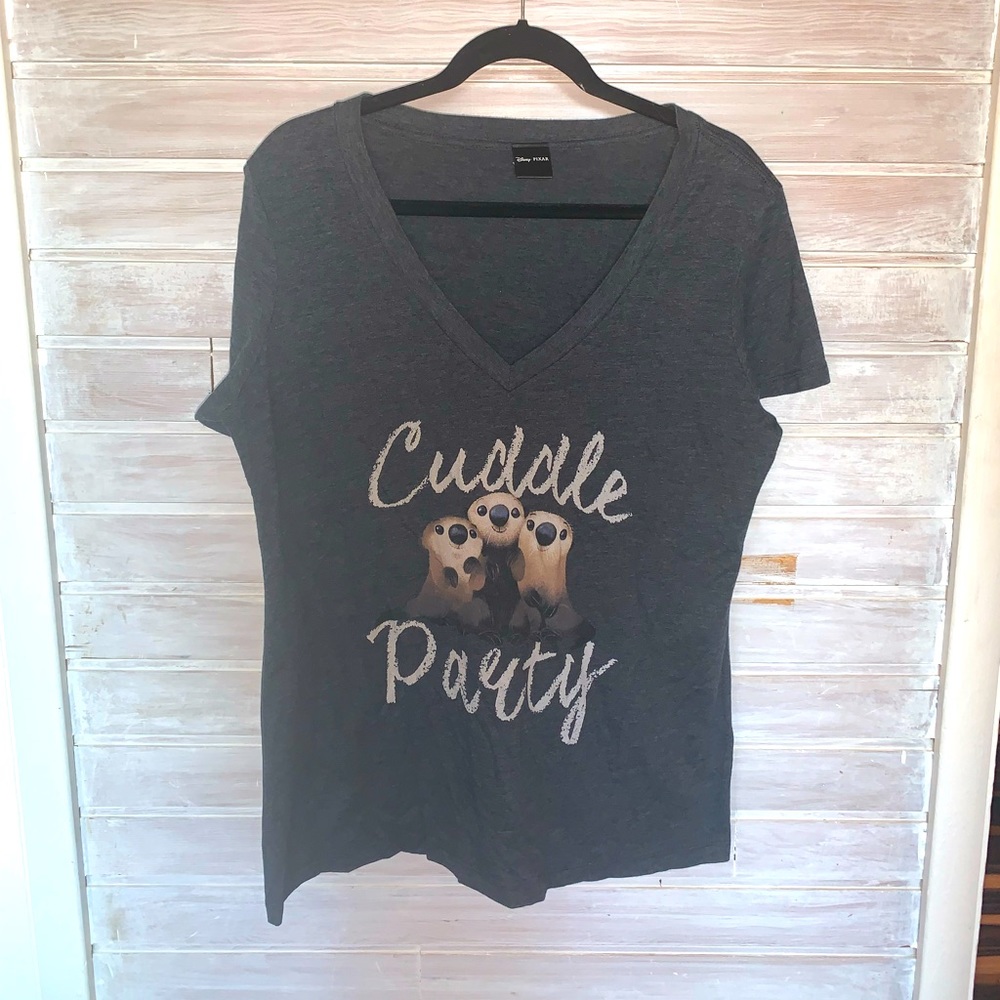 🦩🦩T- Shirt sale 3 for $15. Disney Woman’s XXL t-shirt